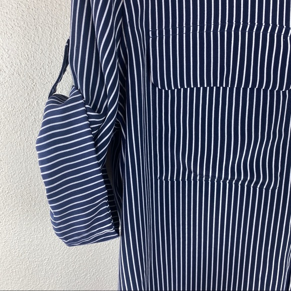 Equipment Femme 100% Silk Blue & White Striped Button Down Blouse Top Preppy - Picture 6 of 7